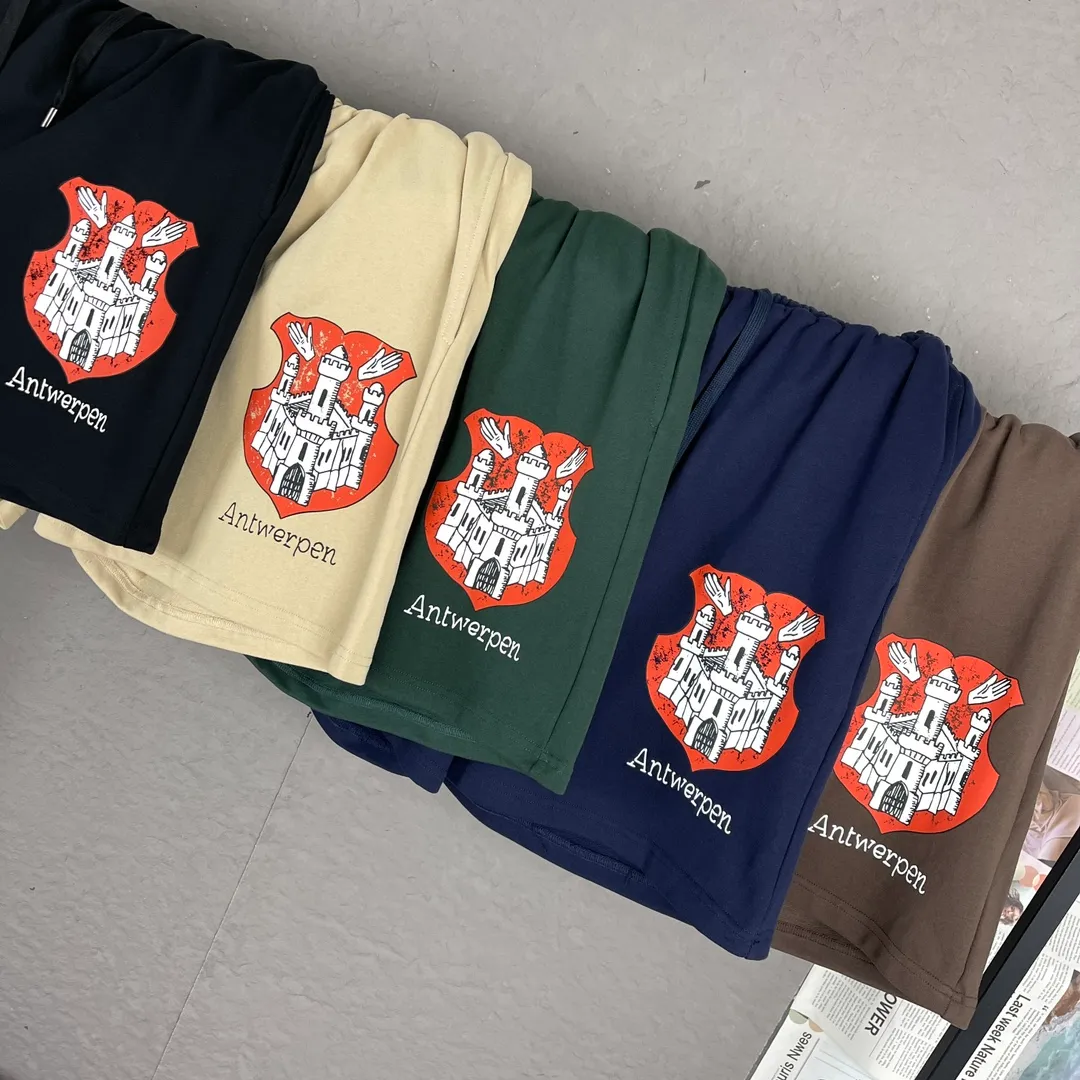 ：A 49 Balenciga/ ， ， ， ， ， ，OS ， ， Same Style。 Sizes M -2xl